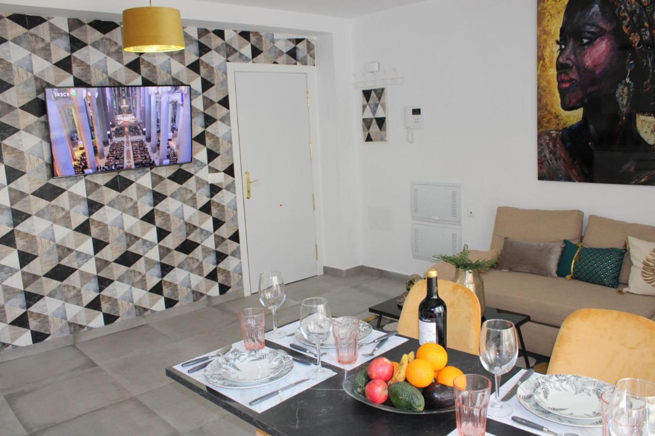 Los Boliches Holidays Suites Fuengirola Exterior foto
