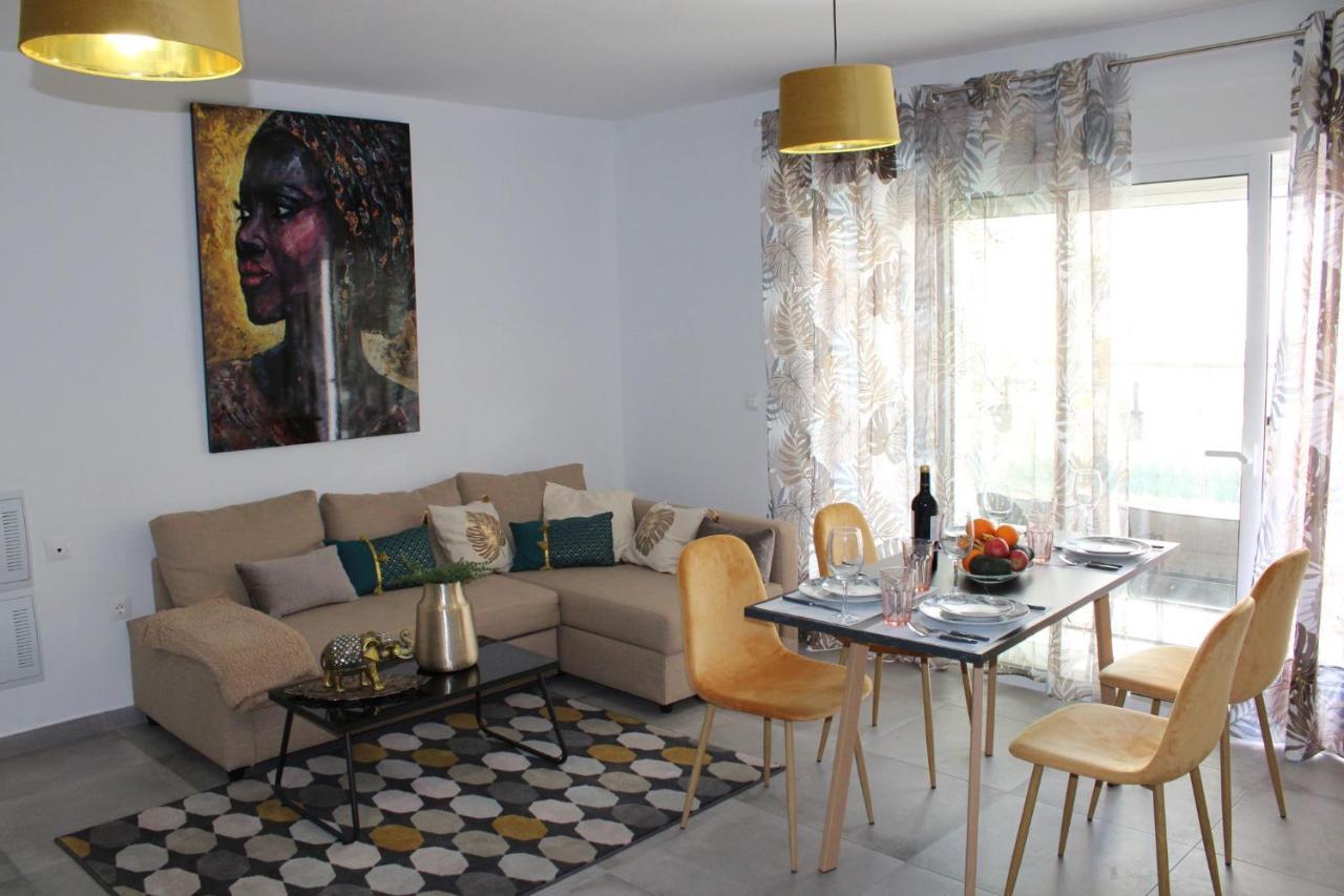 Los Boliches Holidays Suites Fuengirola Exterior foto
